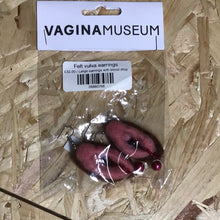 Load image into Gallery viewer, Felt vulva earrings
