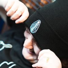 Load image into Gallery viewer, Vulva Beanie
