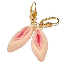 Load image into Gallery viewer, Pussy Pendant Earrings
